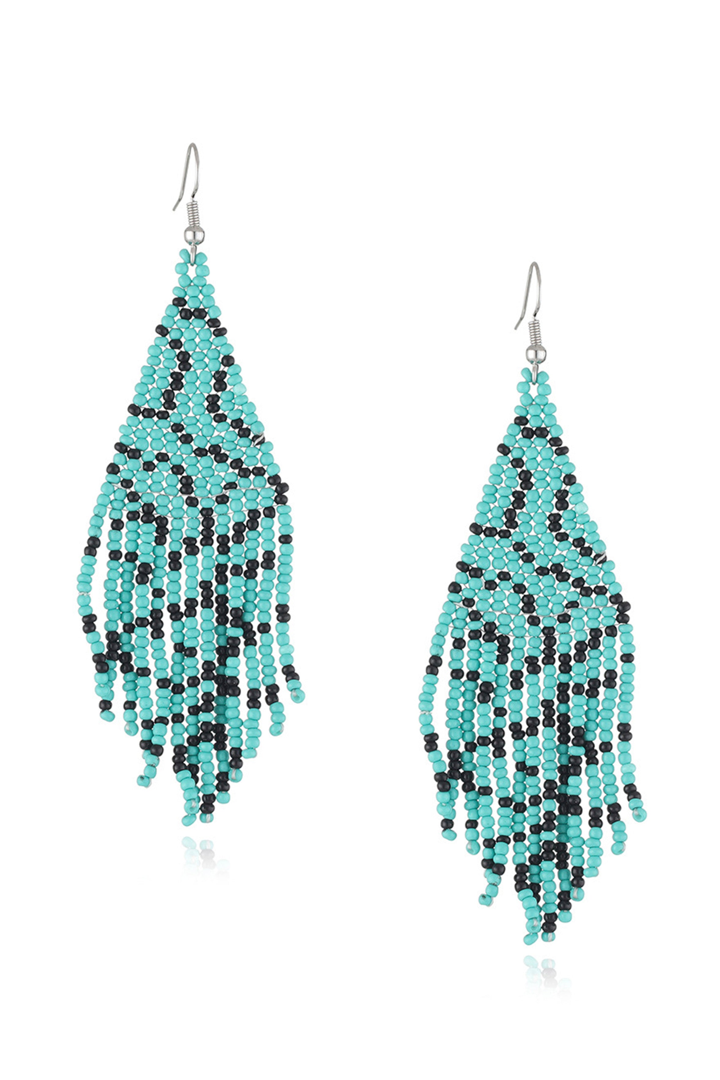 Pendientes con borlas de cuentas de semillas con estampado geométrico E7296