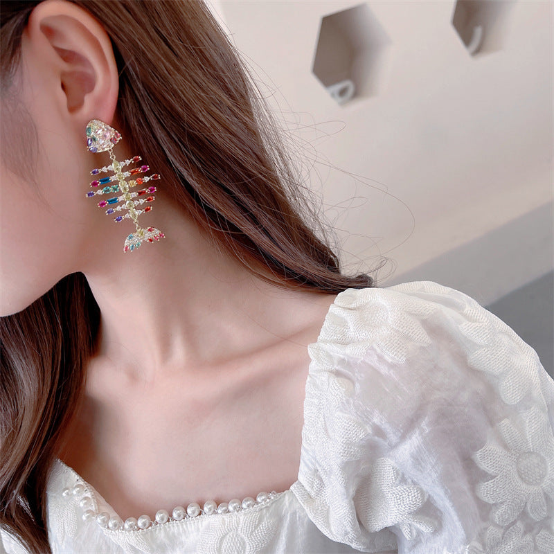 Fishbone Cubic Zirconia Earrings E7696 – Ole