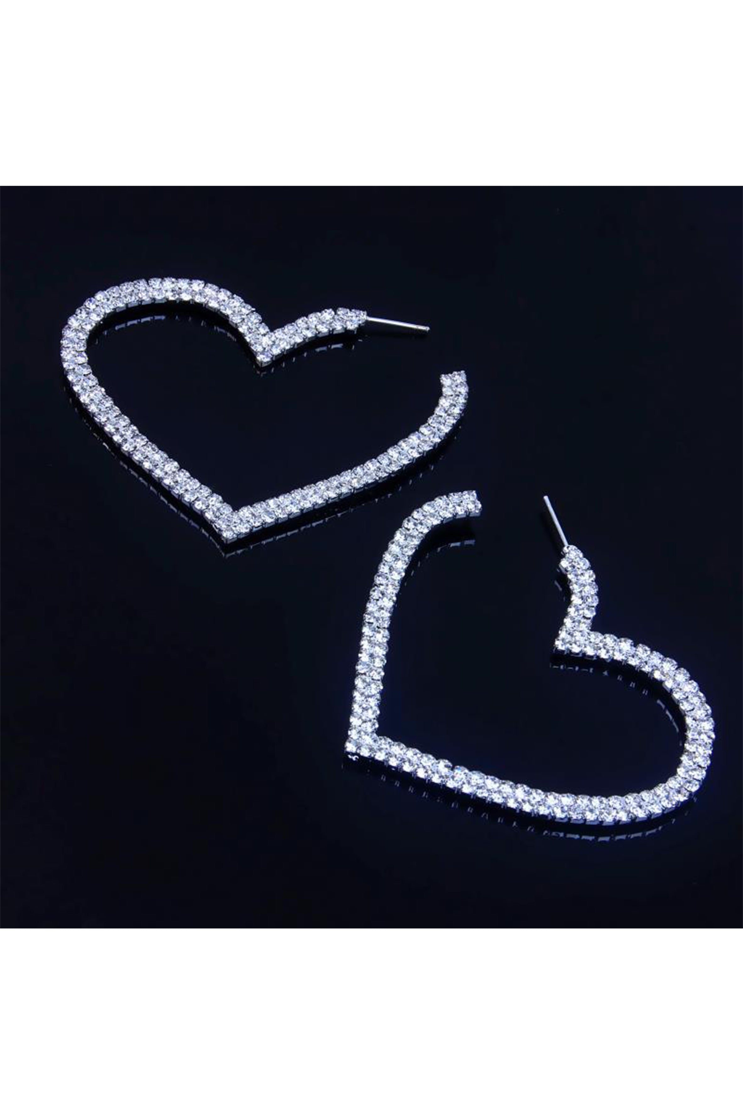 Pendientes de aro con diamantes de imitación en forma de corazón E8035