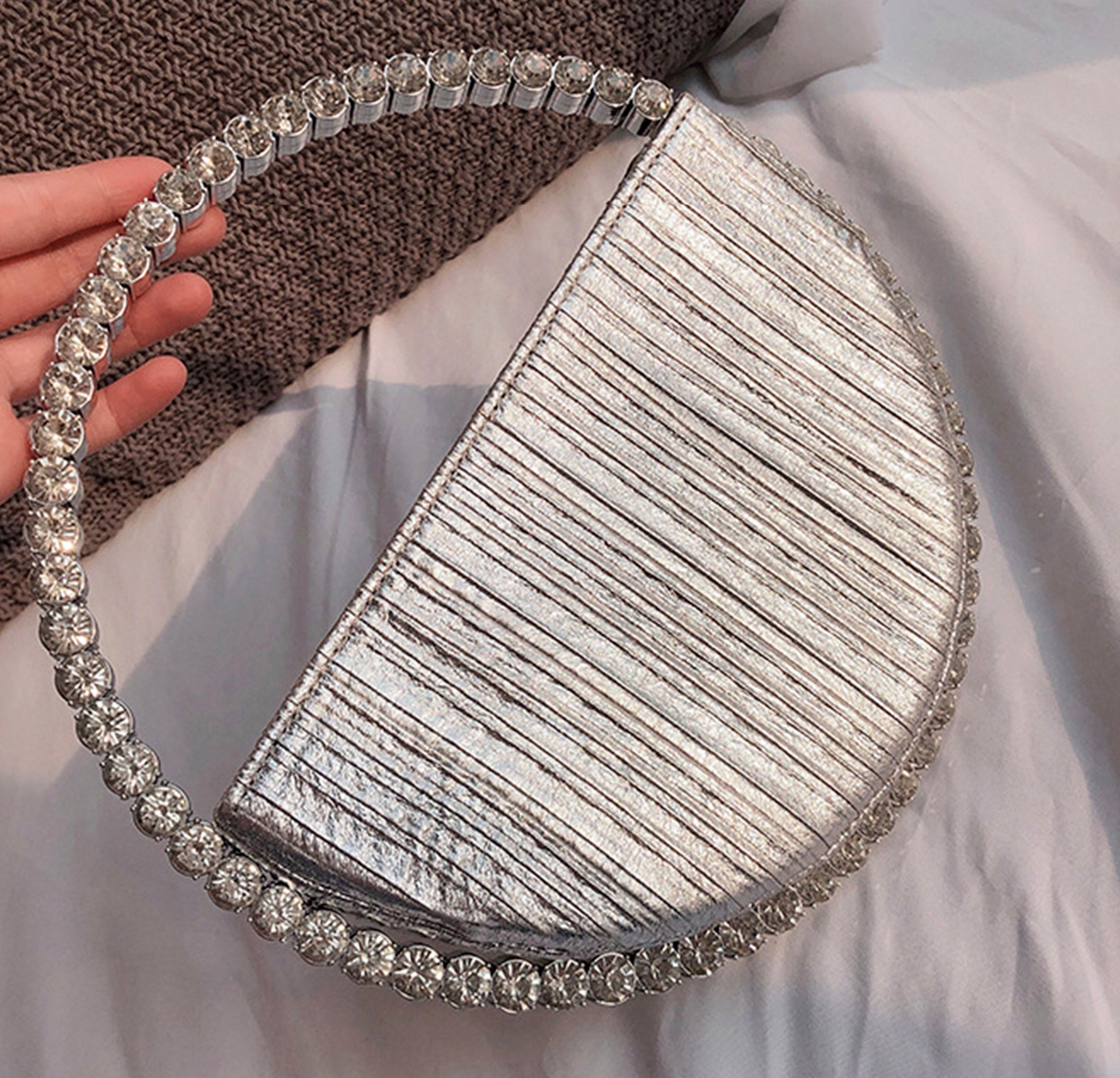 Bolsos de mano estilo europeo con diamantes de imitación redondos HB1127