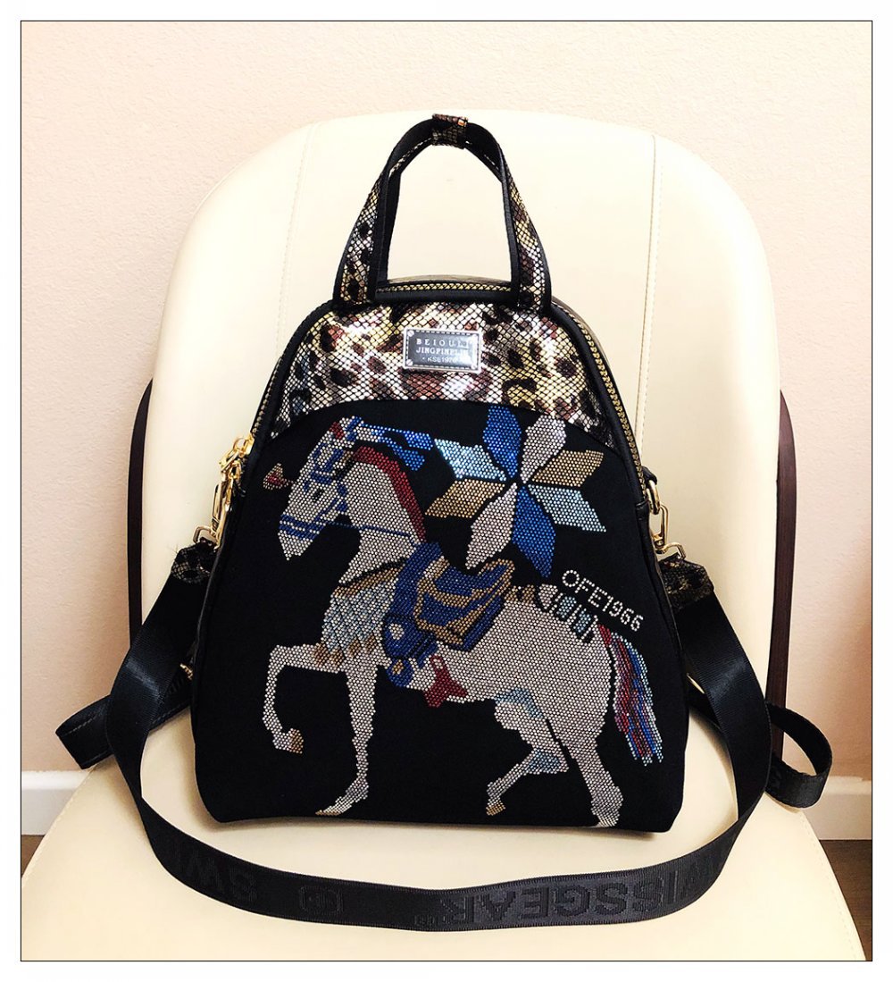 Horse Rhinestone Crossbody HB1673