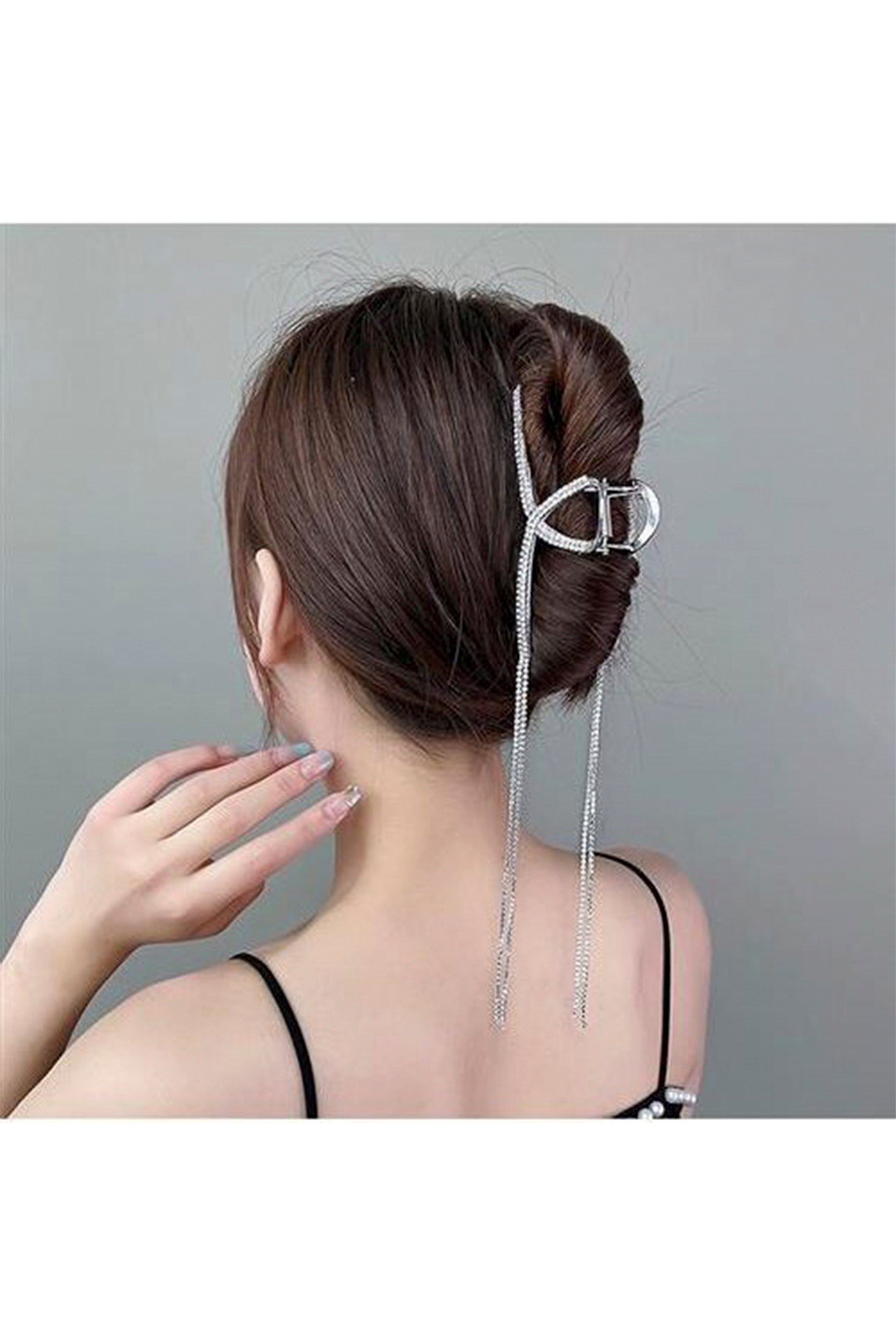 Pinza para el pelo con borlas cruzadas y diamantes de imitación L3931