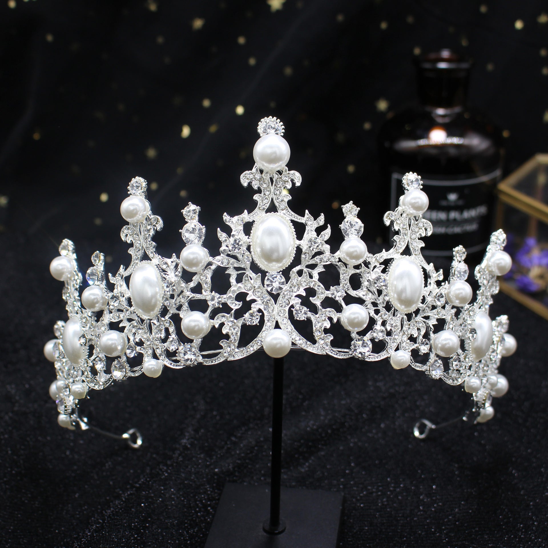 Pearl Rhinestone Crown Headband L4349 – Ole