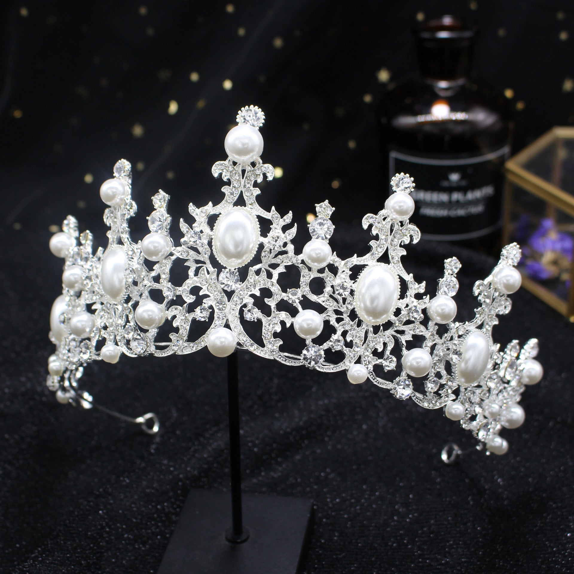 Pearl Rhinestone Crown Headband L4349 – Ole