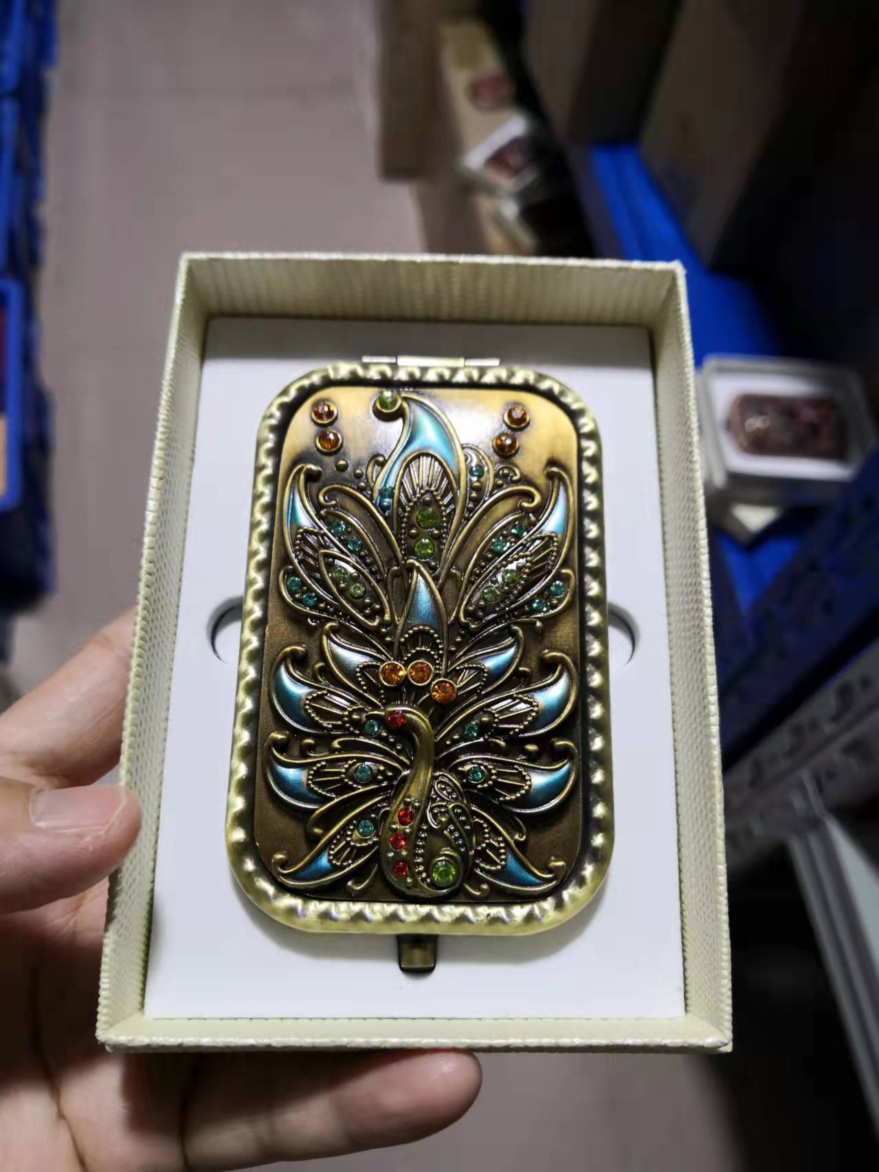 Espejo plegable portátil Peacock M0417