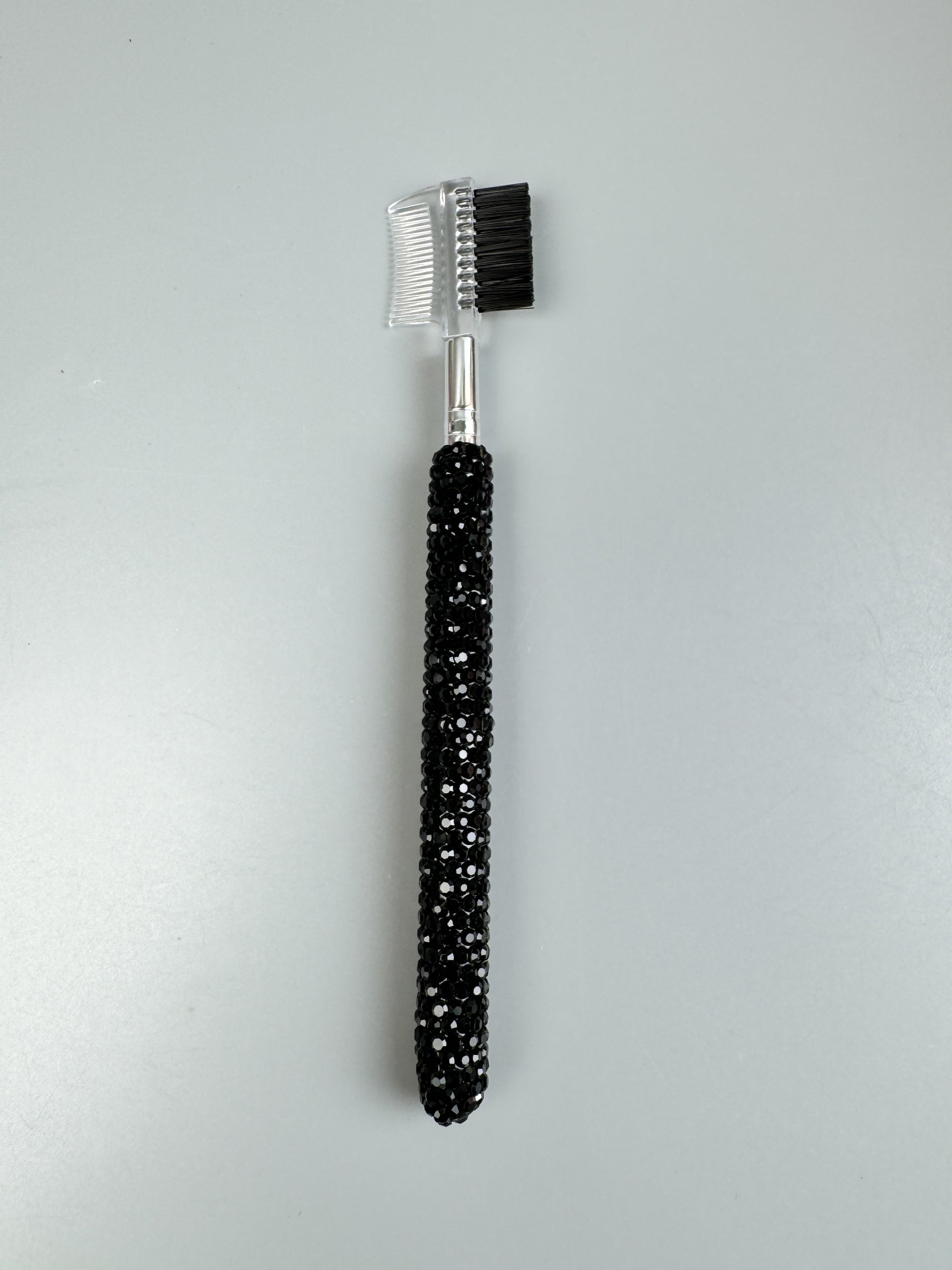 Brocha de maquillaje hecha a mano con diamantes de imitación MIS1037 