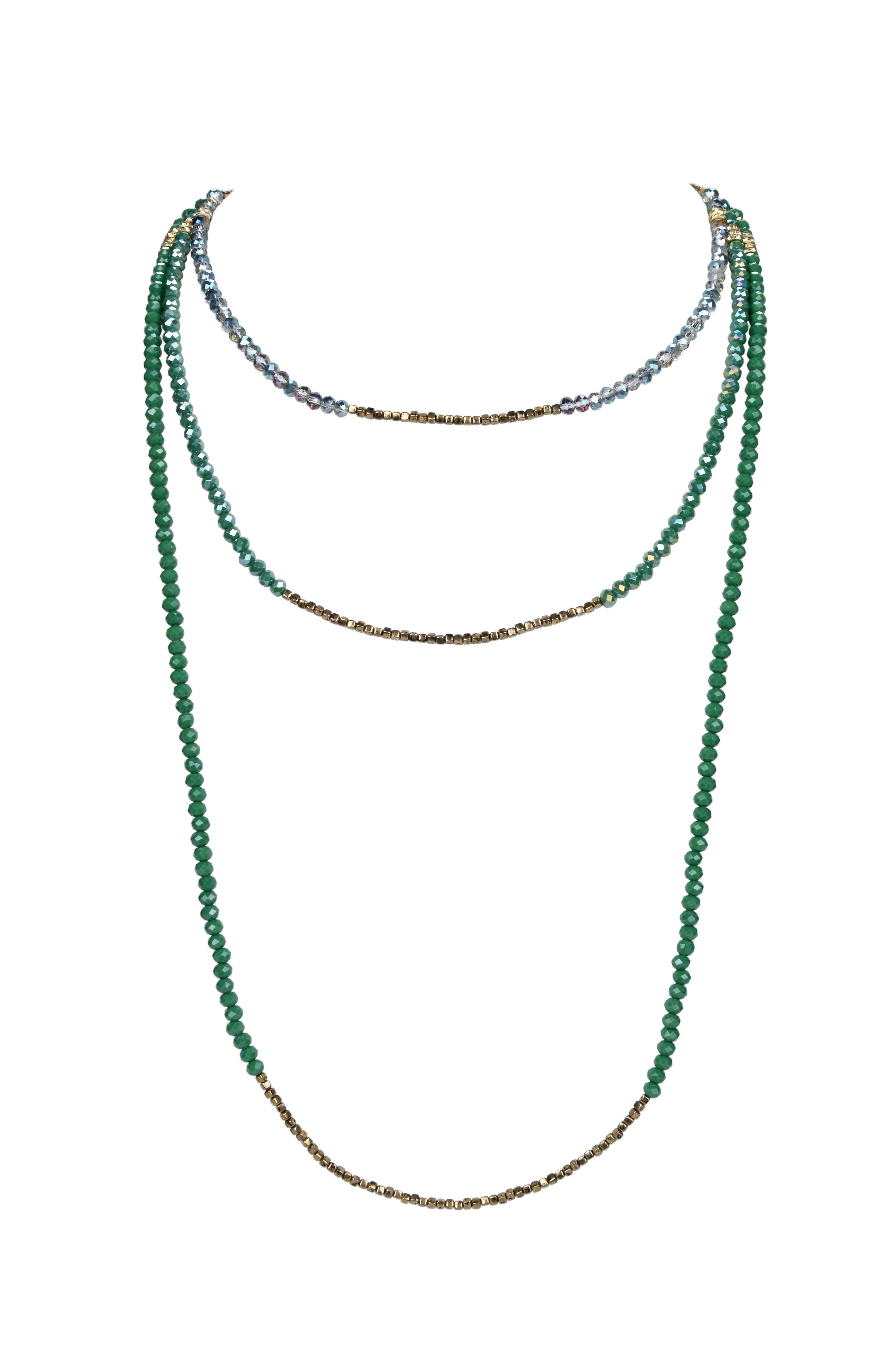 Collar largo de tres capas con cuentas verdes N2022
