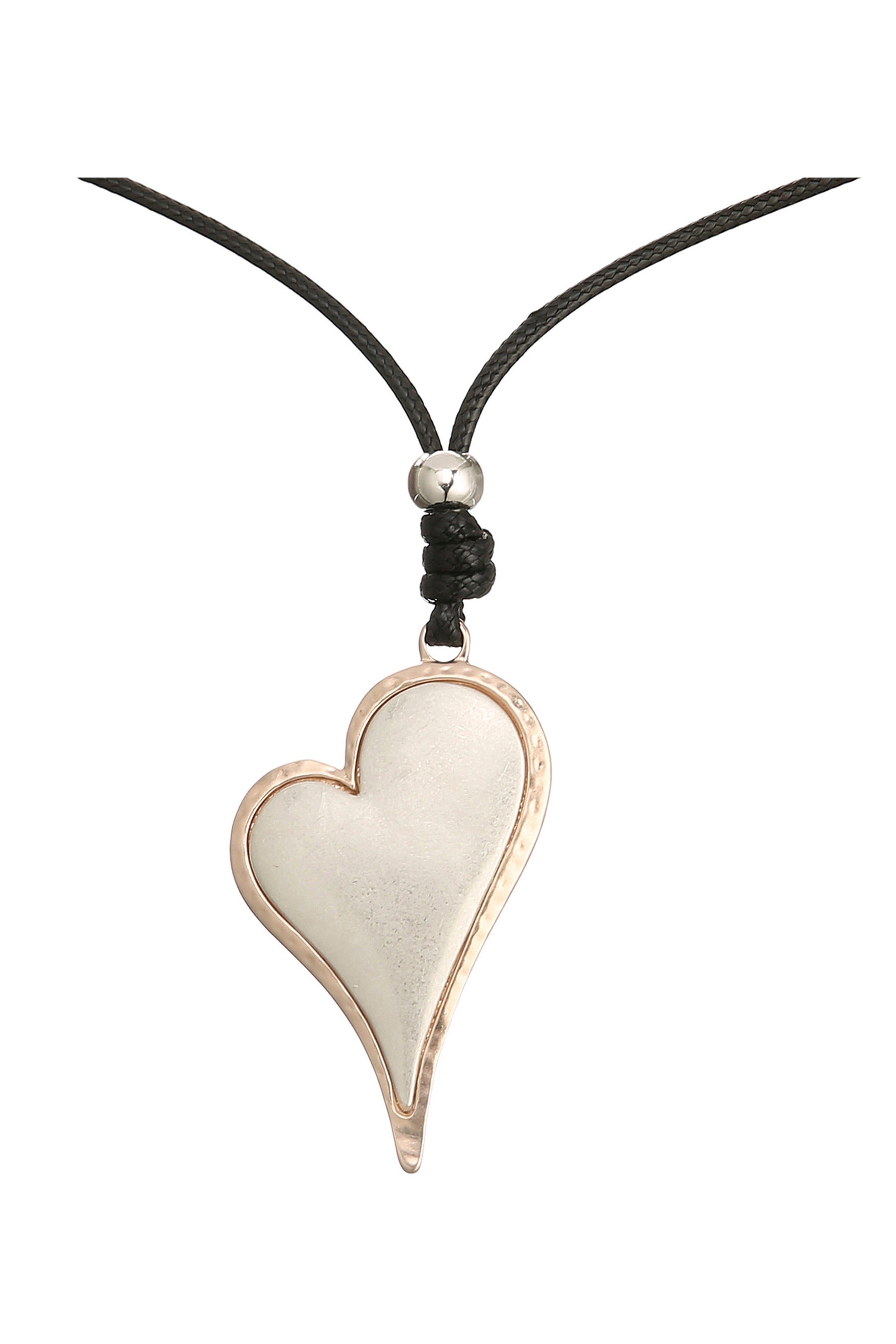 Collar de cuero con colgante de corazón N4040