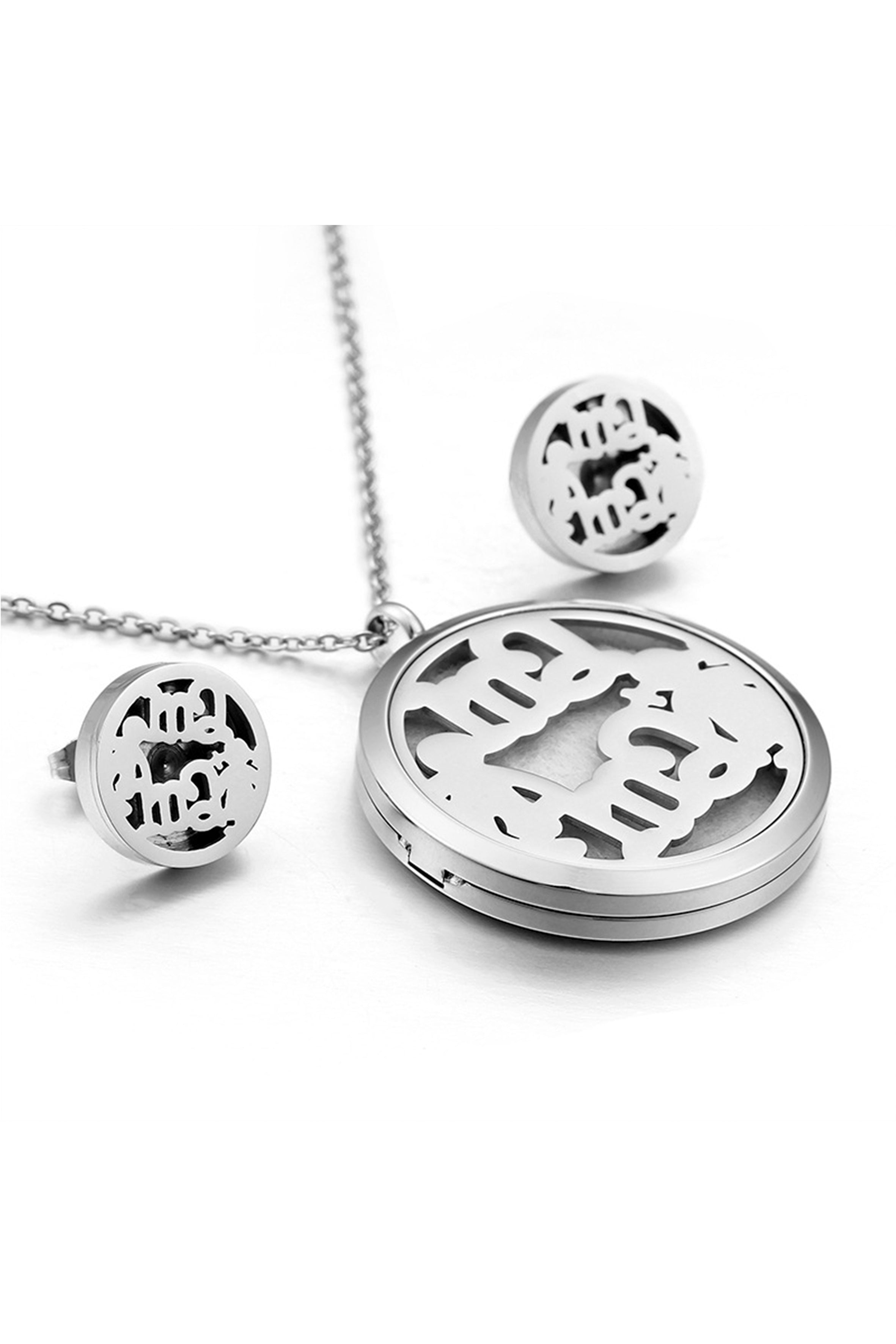 MAMA Disc  Stainless Steel Necklace N4418