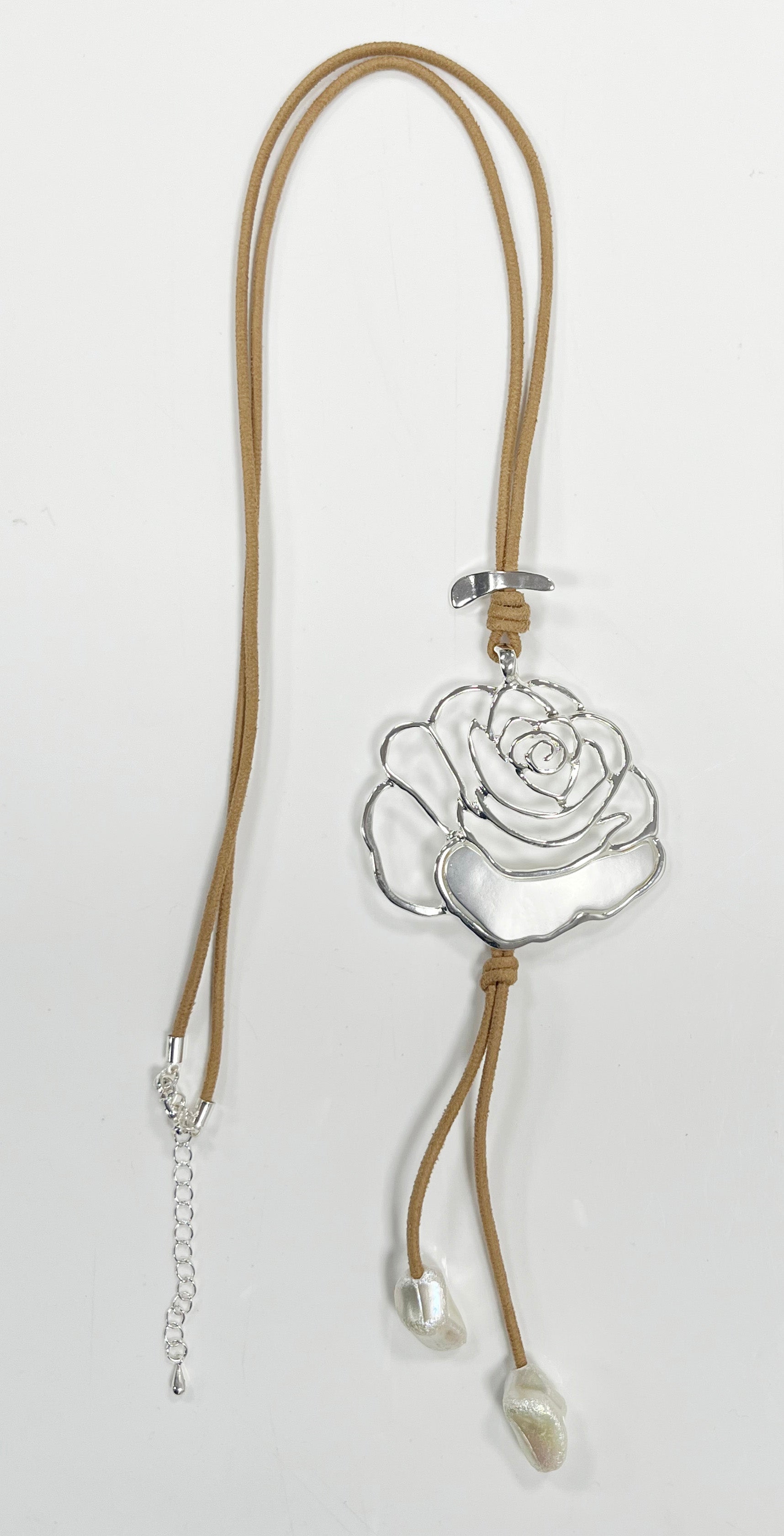 Rose Pendant Leather Necklace AN14921