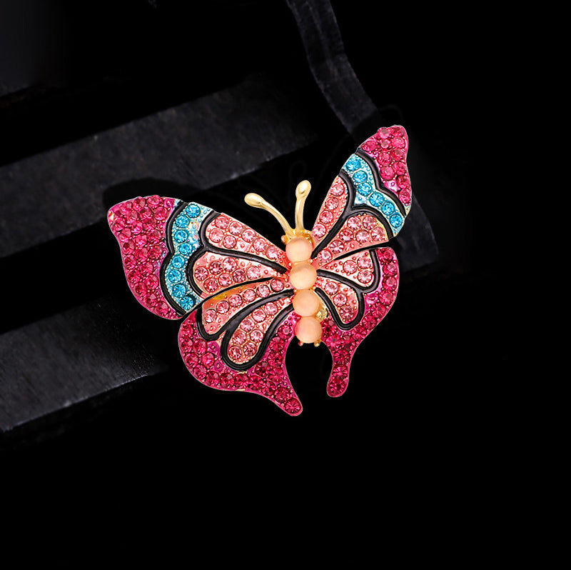 Broche de mariposa con diamantes de imitación PA3685