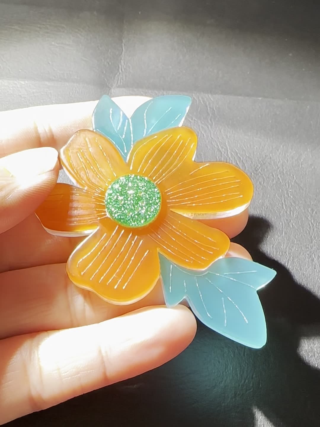 Flower Acrylic Brooch PA5871