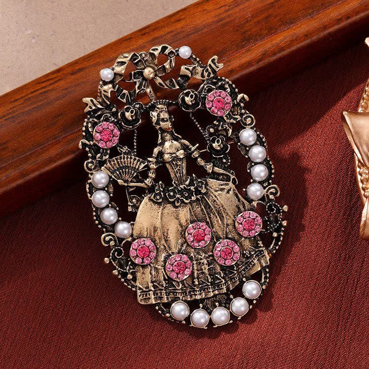 Royal Ladies Alloy Brooch PA5984