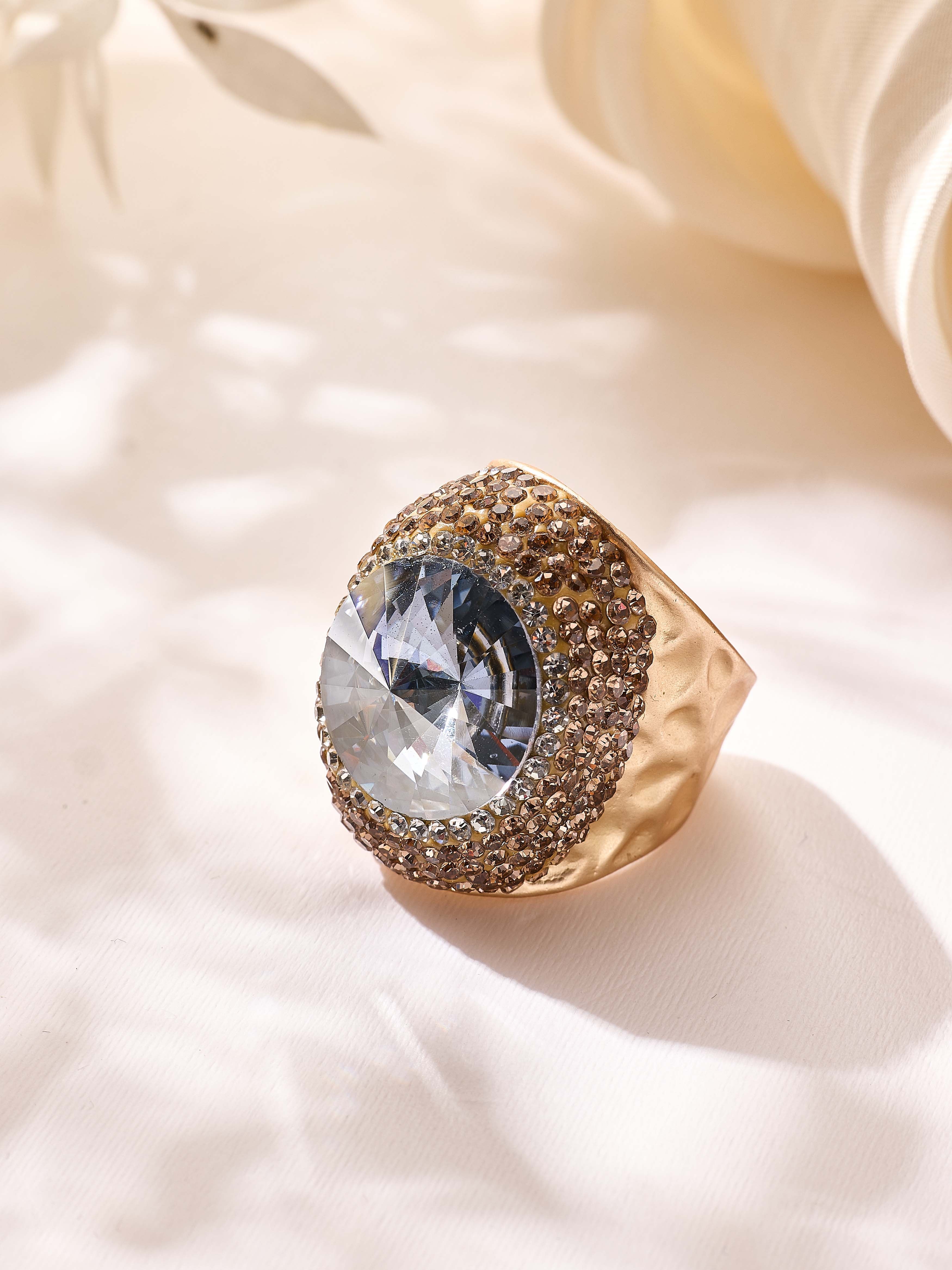 Crystal Pavé Cocktail Ring R2890-Gold