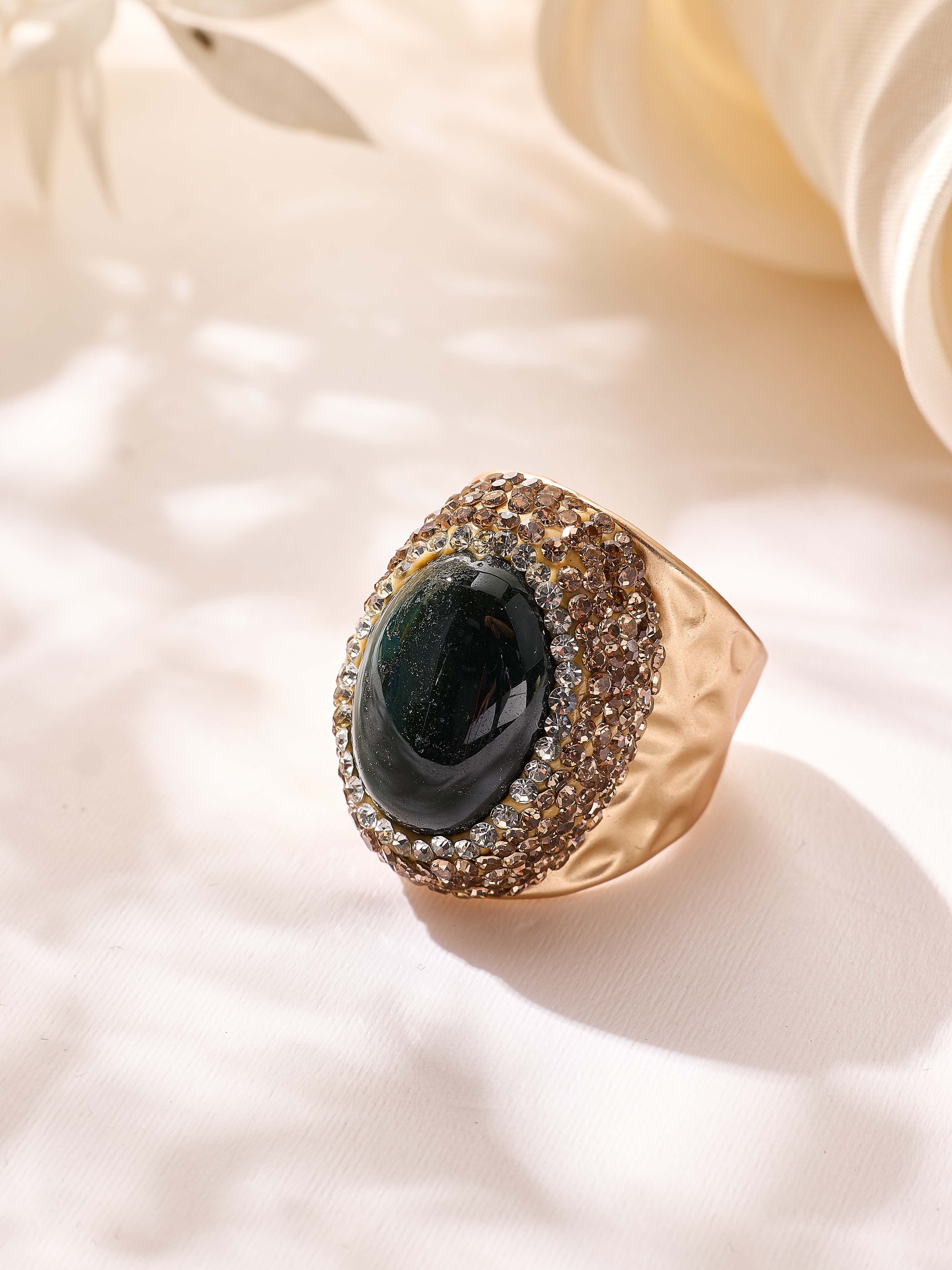 Crystal Pavé Cocktail Ring R2913-Gold
