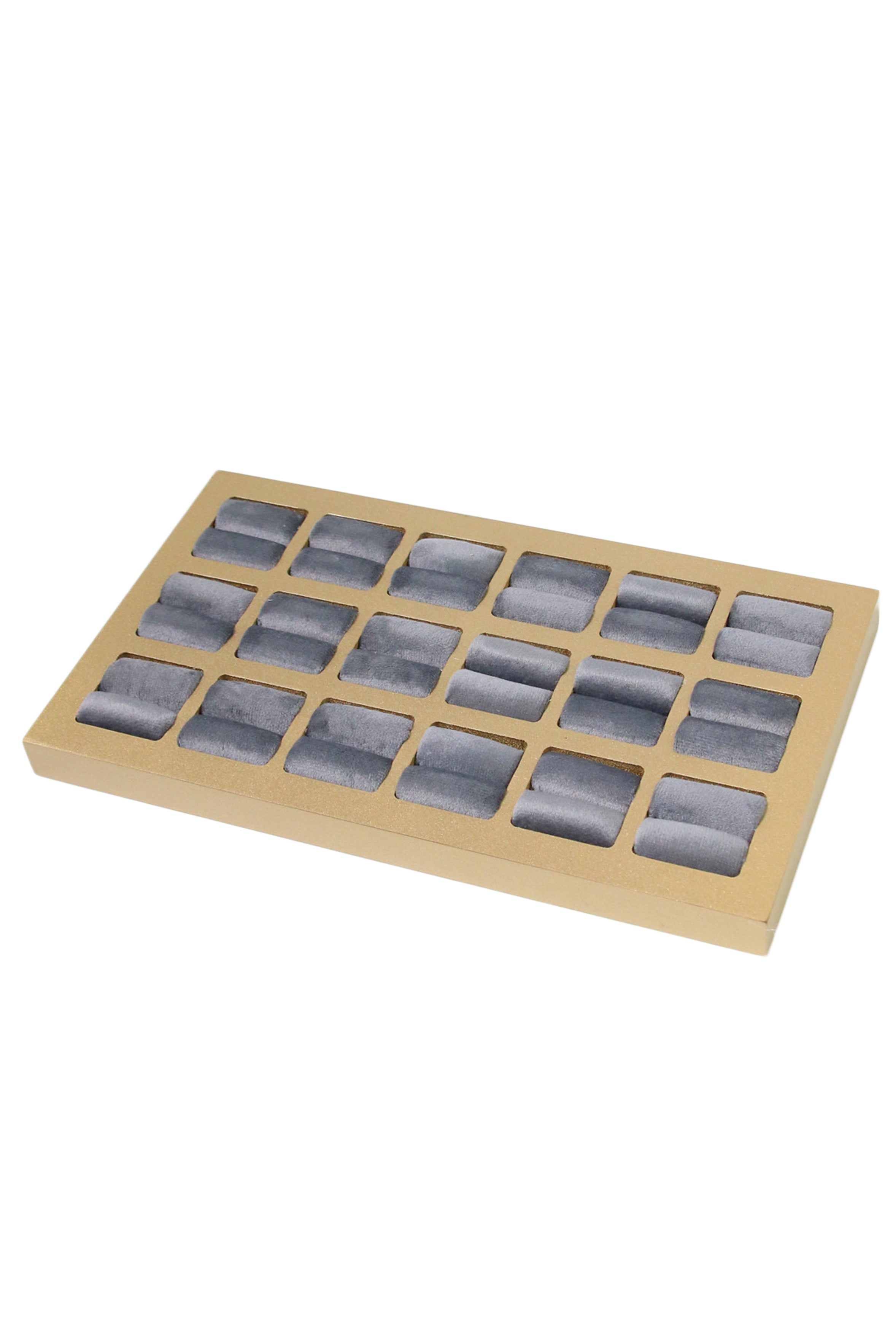 18 Bits Jewelry Flannel Display Tray W1735